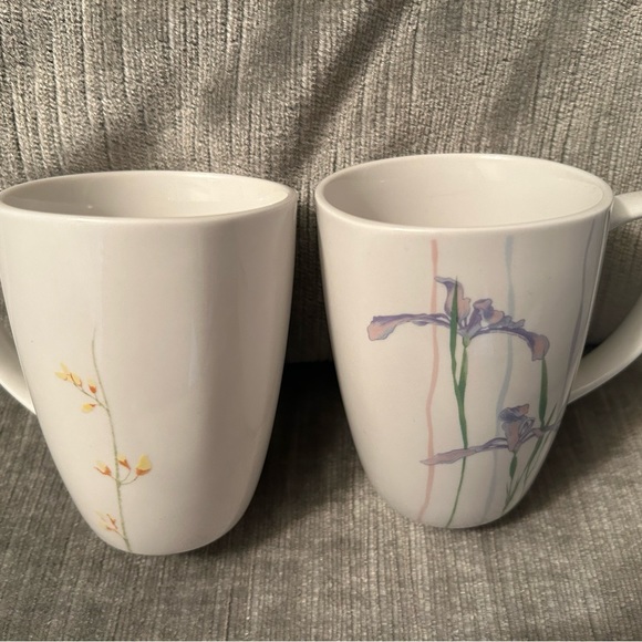 Corelle Coordinates porcelain mugs - Picture 2 of 4